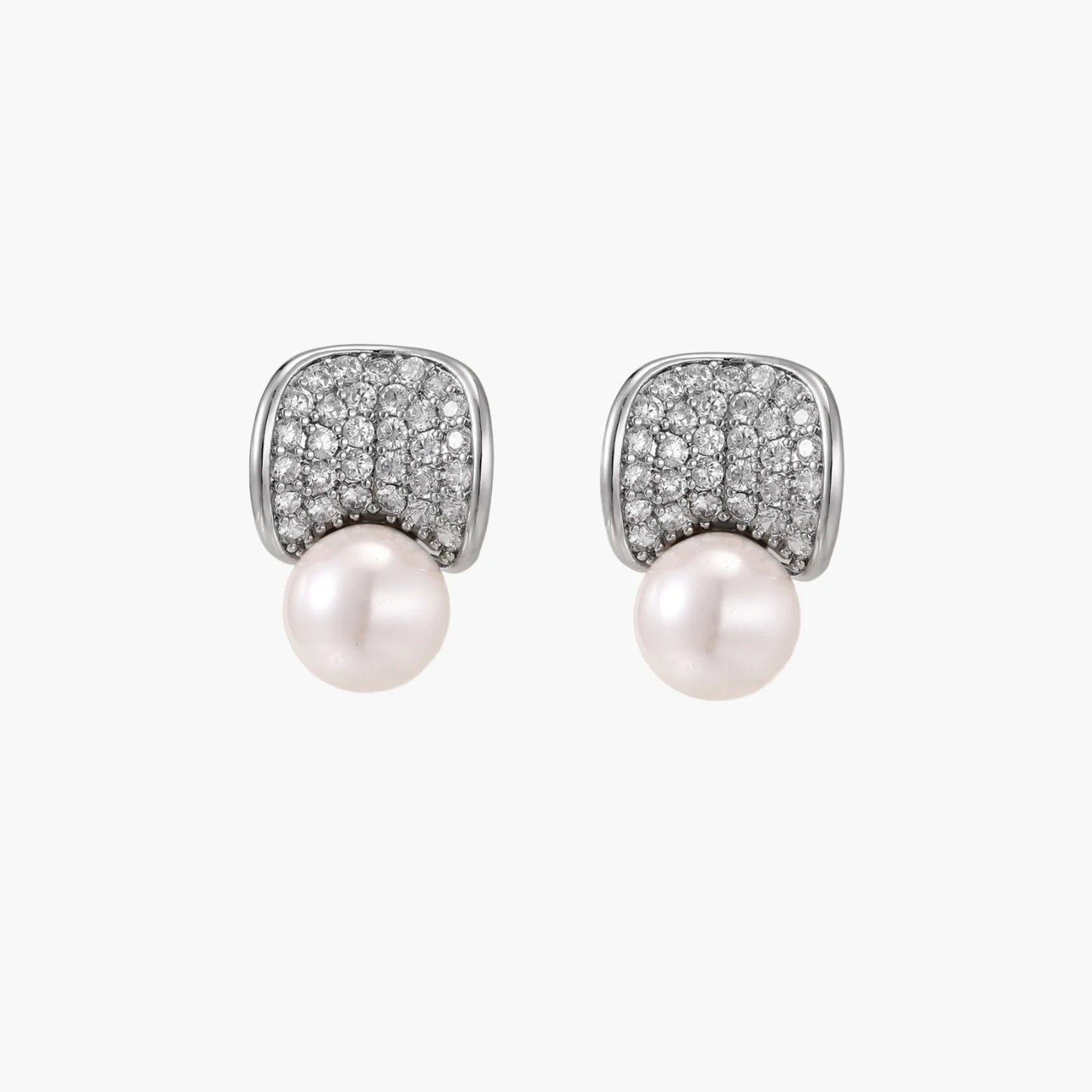 Luna Pearl Dome Studs