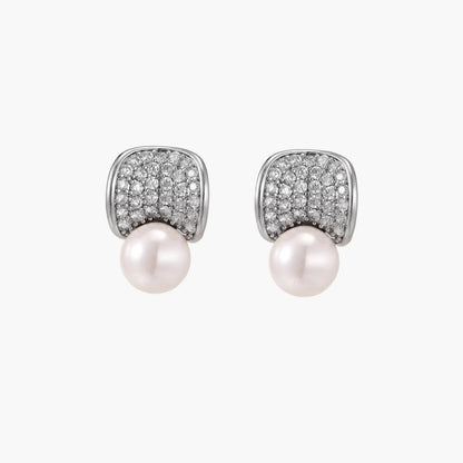 Luna Pearl Dome Studs