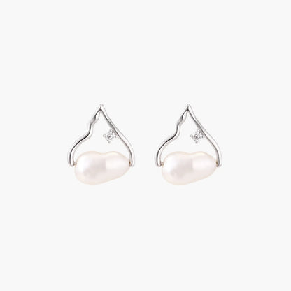 Pearl Teardrop Earrings