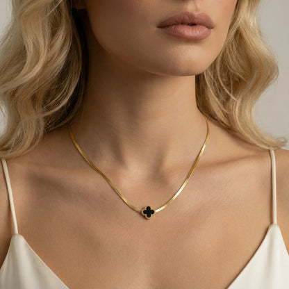 Lucky Quatrefoil Pendant 18K Gold Stainless Steel Necklace
