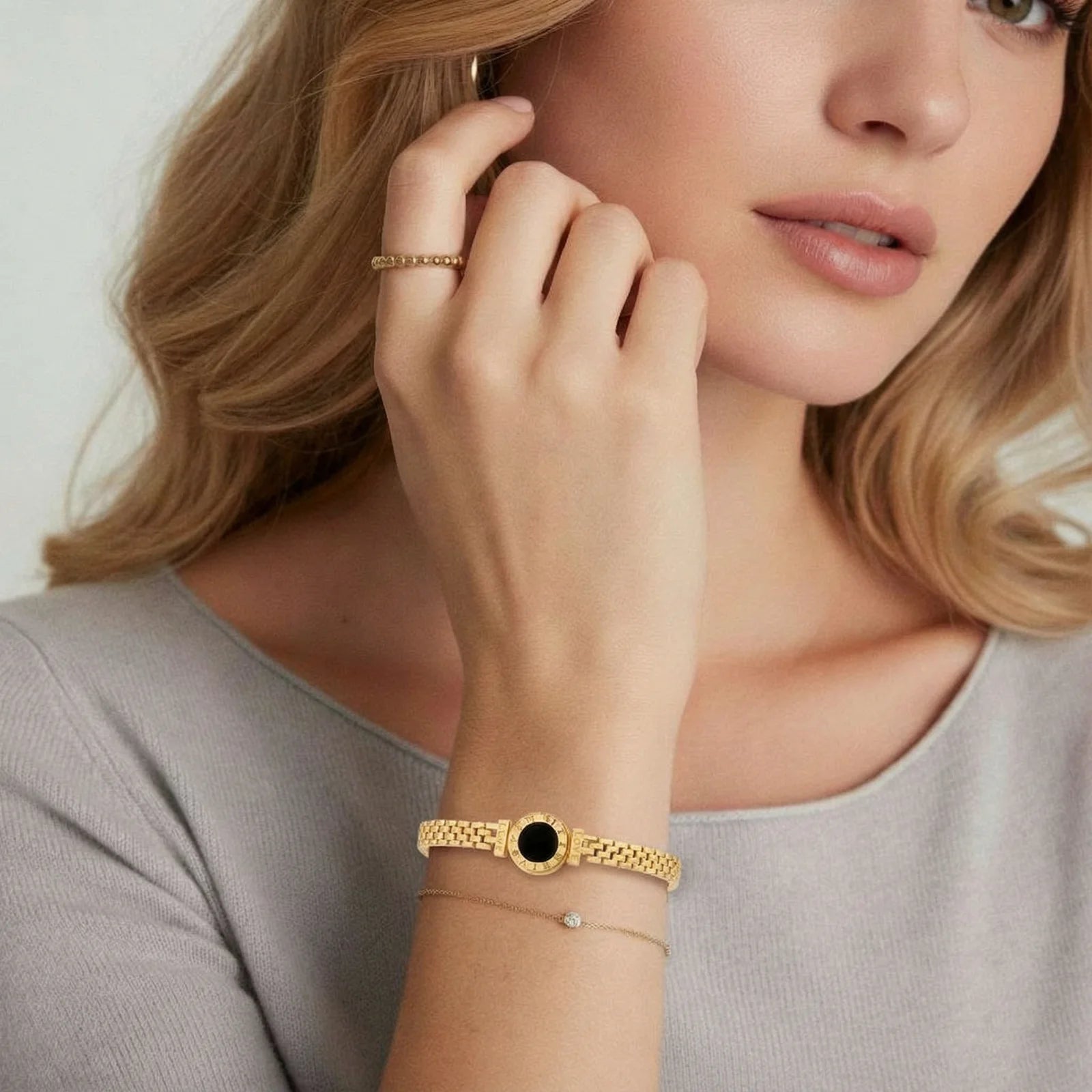 Black Mother of Pearl and 18K Gold Eclipse Mesh Bracelet