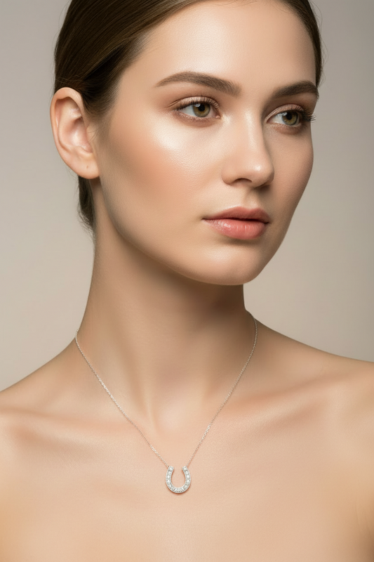 16" Horseshoe Necklace